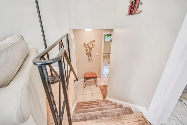 Additional image 33 of 129 ONEIDA Blvd