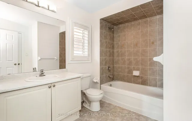 Additional image 28 of 94 Bayhampton Dr