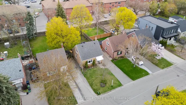 Additional image 41 of 89 Charleswood Dr