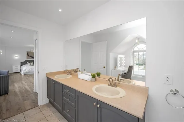 Additional image 39 of 11 Eric Burke Crt