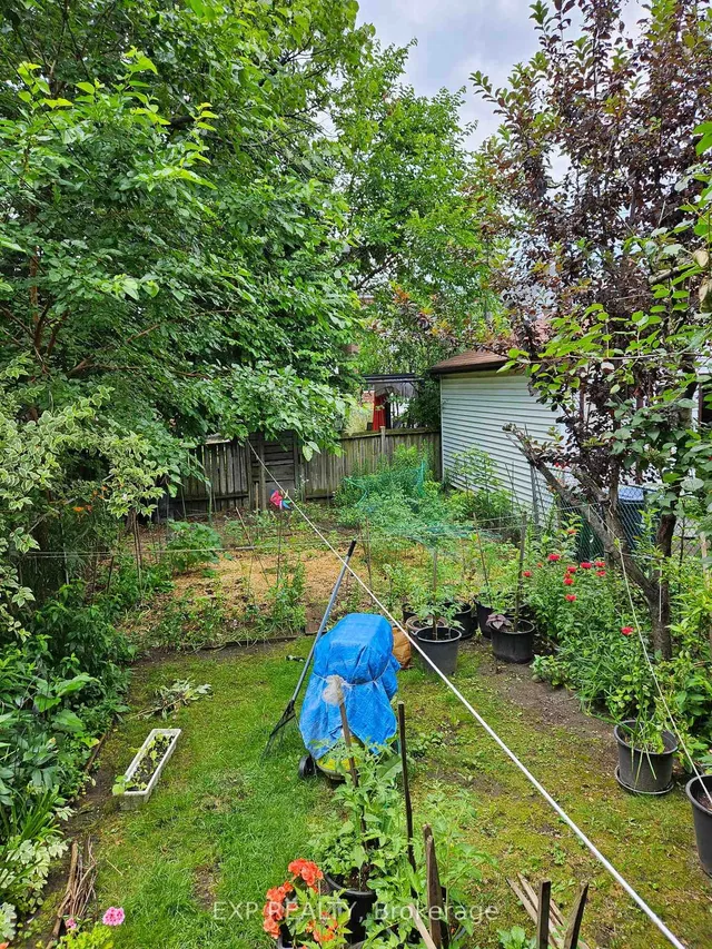 Additional image 33 of 64 Pauline Ave