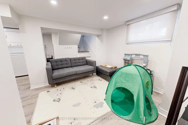 Additional image 18 of 217 Alderbrae Ave