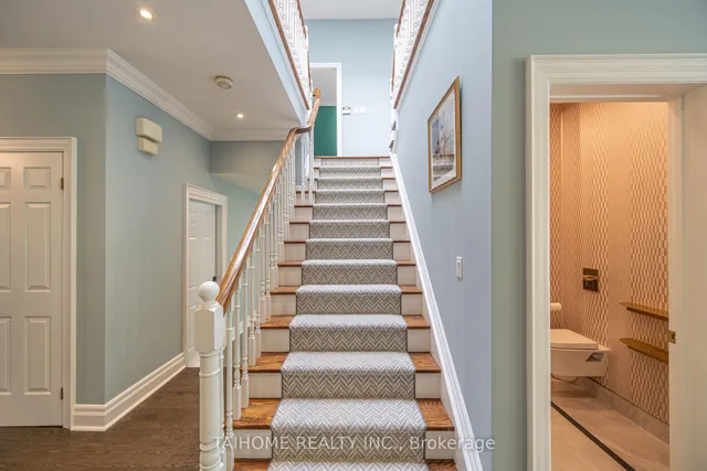 Additional image 4 of 47 Citation Dr