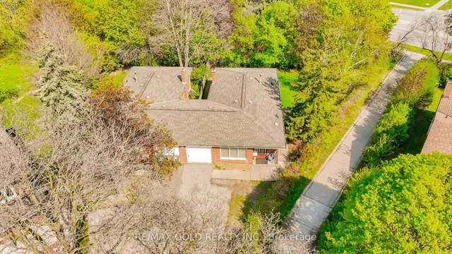 Additional image 38 of 68 Montjoy Cres