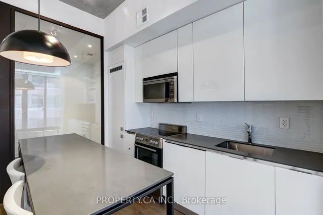 Additional image 15 of 8 Dovercourt Rd Unit 210