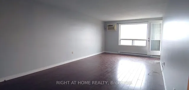 Additional image 9 of 64 Benton St Unit 1002