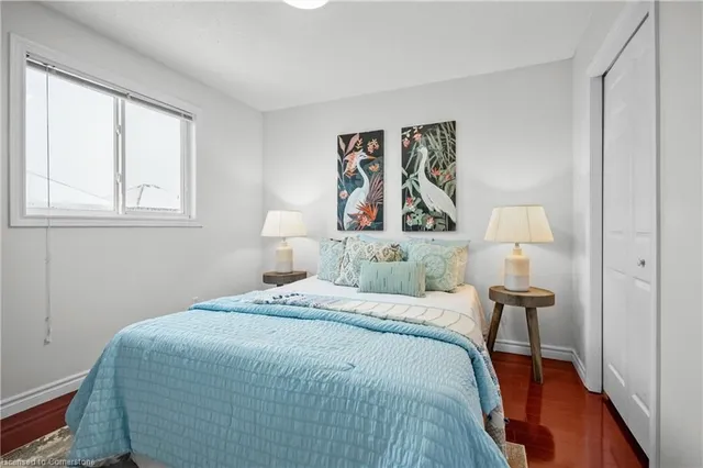 Additional image 33 of 100 Thames Way