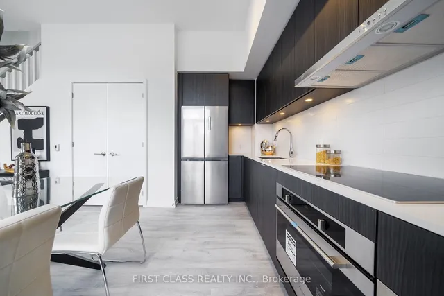 Additional image 6 of 8 Olympic Gdn Dr Unit 28