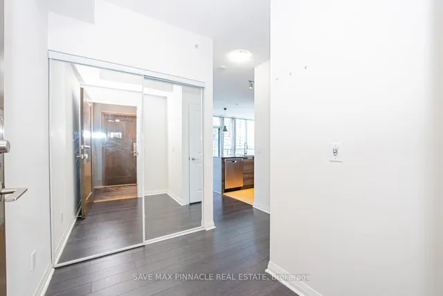 Additional image 7 of 75 Eglinton Ave Unit 509