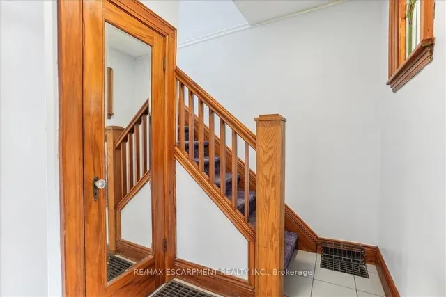 Additional image 15 of 1160 King St