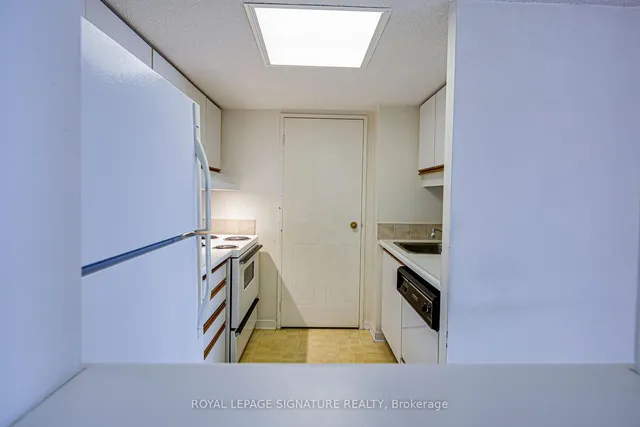 Additional image 17 of 150 Alton Towers Circ Unit 405