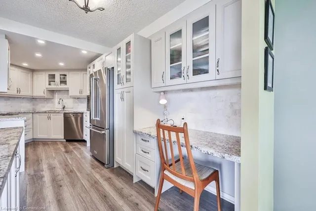 Additional image 15 of 7 Concorde Pl Unit 1005