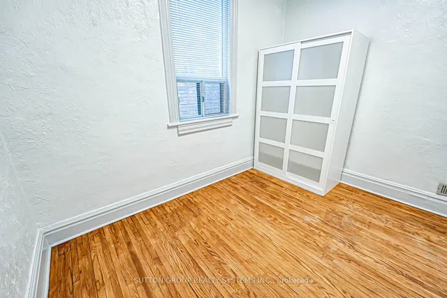 Additional image 12 of 171 Christie St