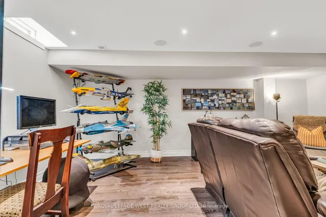 Additional image 35 of 16 Yachters Lane