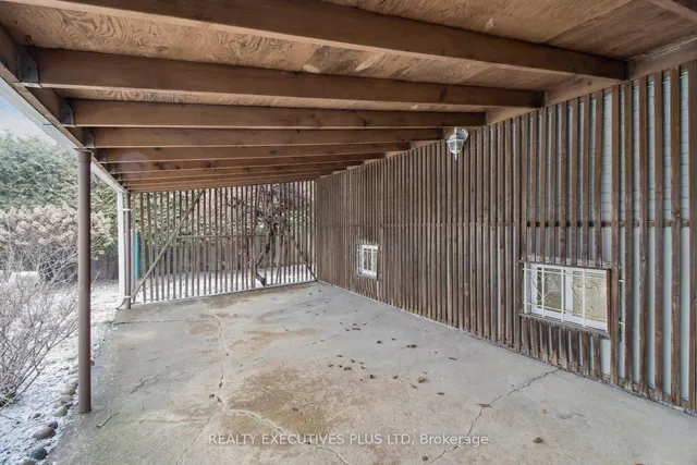 Additional image 33 of 61 Mercury Rd