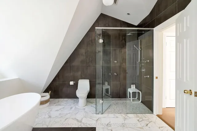 Additional image 23 of 57 Woodlawn Ave