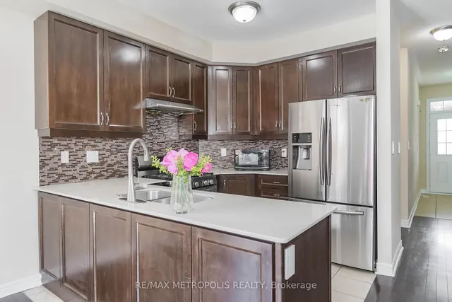 Additional image 16 of 55 Pennycross Cres