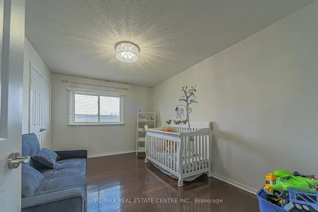 Additional image 34 of 29 Linden Cres