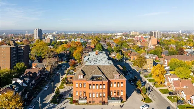 Additional image 37 of 200 Stinson St Unit 318