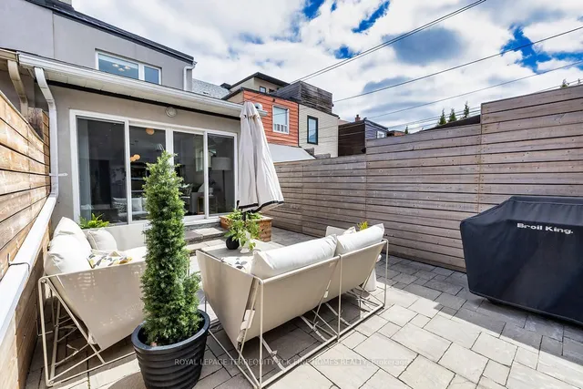 Additional image 17 of 150 Lisgar St