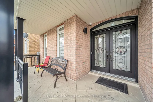 Additional image 4 of 26 Bluffwood Cres Cres