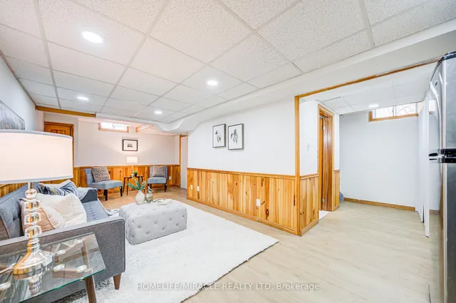 Additional image 31 of 59 Faywood Dr