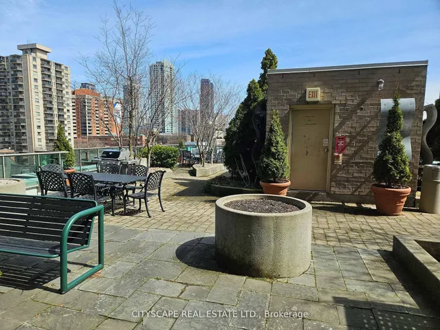 Additional image 34 of 70 Alexander St Unit 802