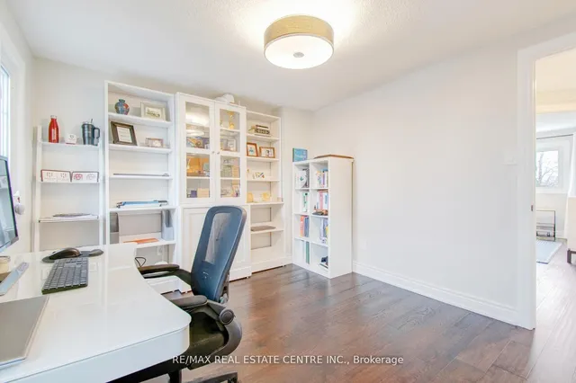 Additional image 30 of 21 Hawkway Crt