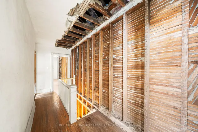 Additional image 30 of 69 Montrose Ave
