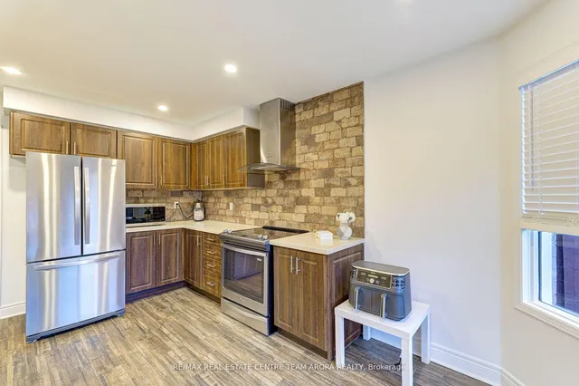 Additional image 10 of 5839 Mersey St