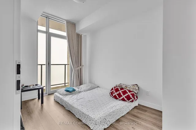 Additional image 22 of 60 Frederick St Unit 3803