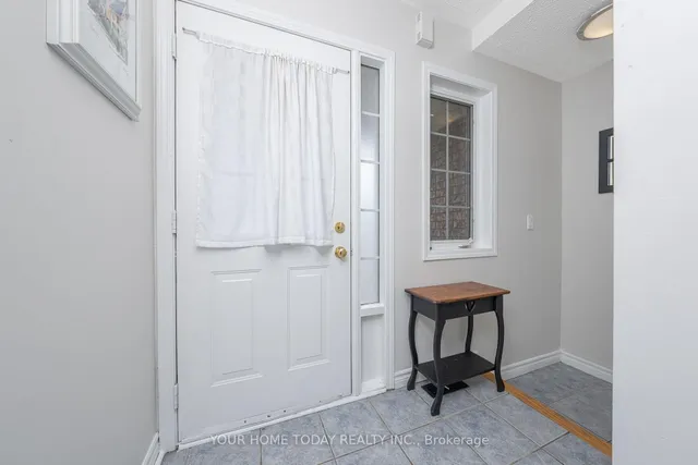 Additional image 4 of 828 Gazley Circ