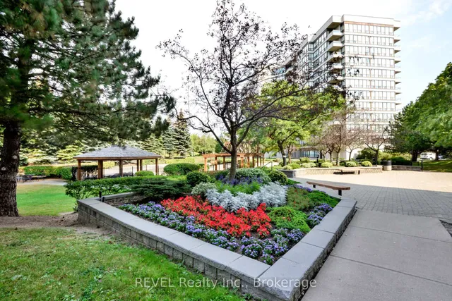 Additional image 23 of 12 Laurelcrest St Unit 803