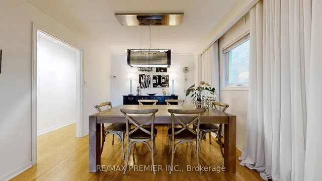 Additional image 8 of 216 Medland St