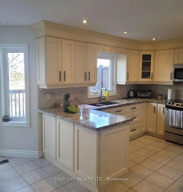 Additional image 12 of 5275 Thornwood Dr