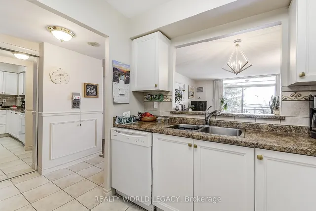 Additional image 8 of 100 Burloak Dr Unit 1212