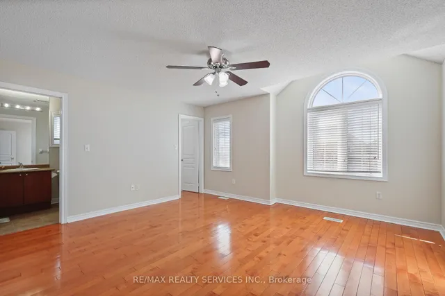 Additional image 32 of 33 Leparc Rd