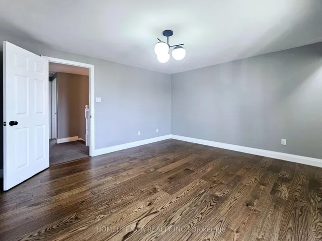 Additional image 33 of 43 Bradstone Sq