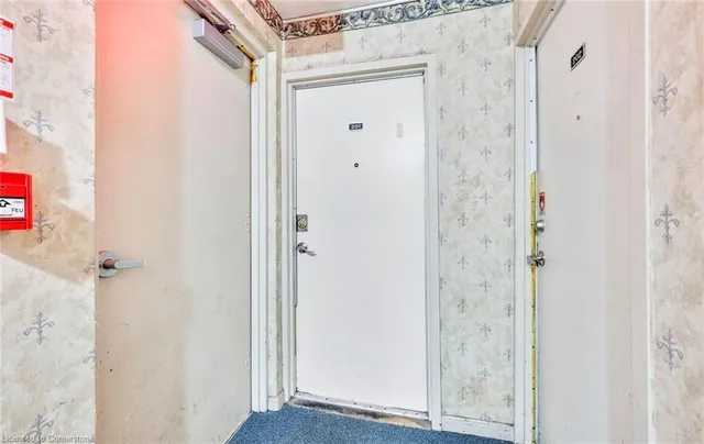 Additional image 9 of 3025 Queen Frederica Dr Unit 201