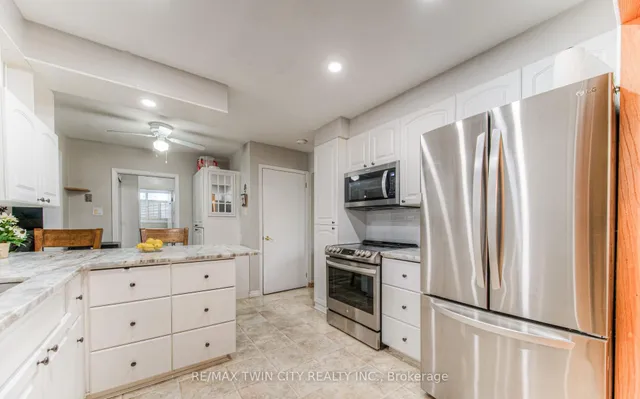 Additional image 7 of 590 Manchester Rd