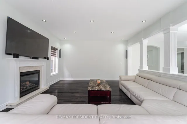 Additional image 16 of 62 Bakersfield Rd