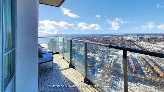 Additional image 32 of 36 Park Lawn Rd Unit 4205