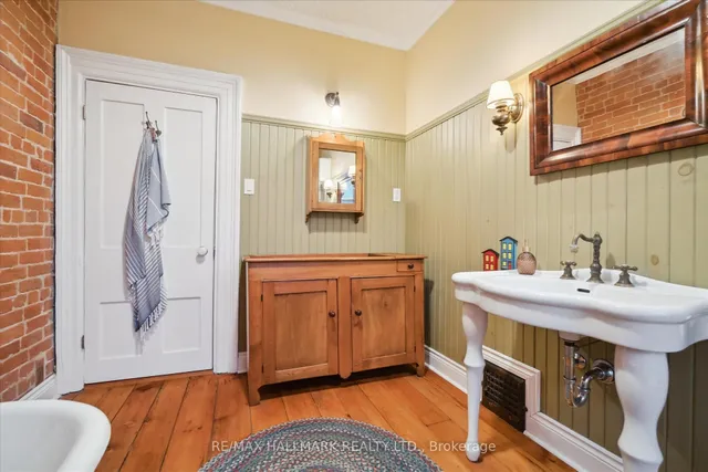 Additional image 21 of 2577 Kennedy Rd