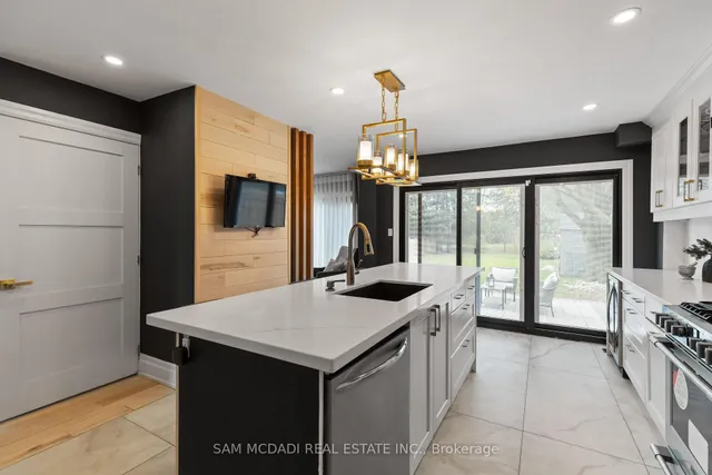 Additional image 7 of 2284 Glastonbury Rd