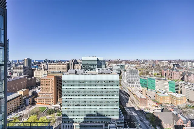 Additional image 26 of 770 Bay St Unit PH201