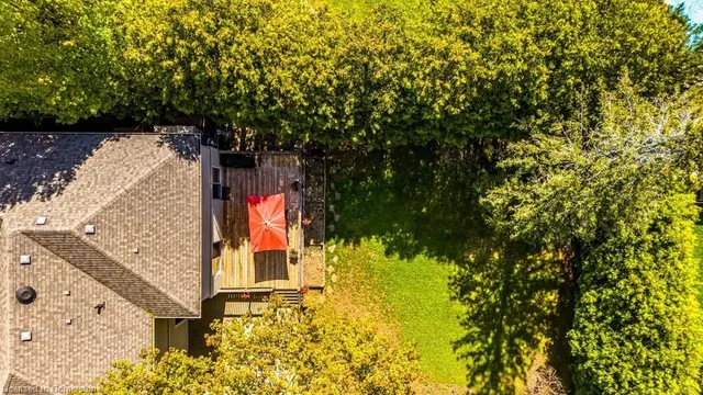 Additional image 47 of 330 Strathcona Dr