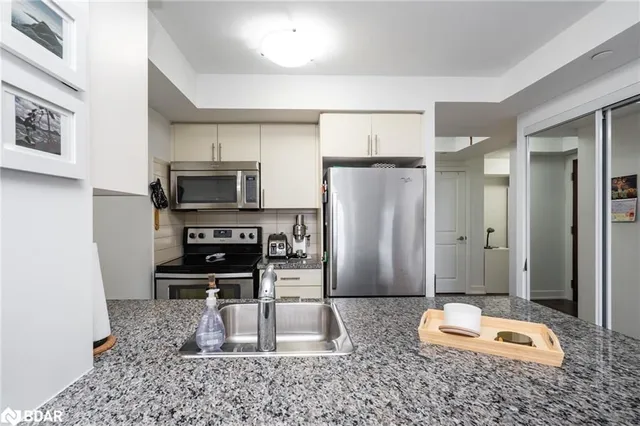 Additional image 18 of 2 Eva Rd Unit 2421