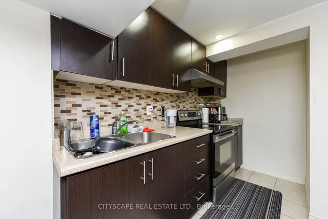 Additional image 29 of 56 Checkerberry Cres