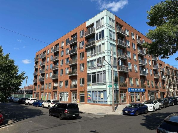 136-21 Latimer Place #5H+P16, Flushing, NY 11354