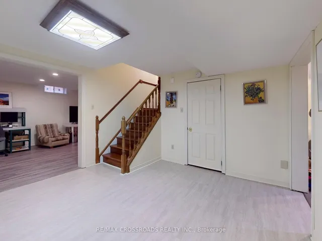 Additional image 21 of 896 Willowbank Tr